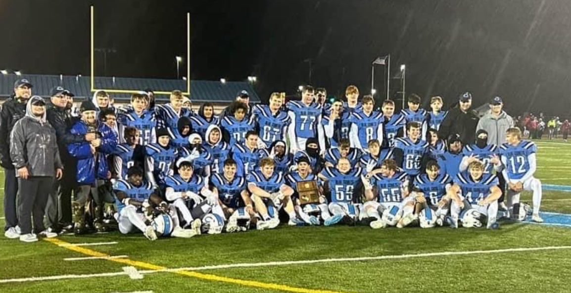 Sports in Kansas (@sportsinkansas) on Twitter photo Chanute (4A, 8-2) wins their first Regional Championship since 2019 with a 30-0 win over Ottawa. The Blue Comets are coached by Clete Frazell and will matchup against Bishop Miege this week at home in the round of eight. #sportsinkansas Chanute (4A, 8-2) wins their first Regional Championship since 2019 with a 30-0 win over Ottawa. The Blue Comets are coached by Clete Frazell and will matchup against Bishop Miege this week at home in the round of eight. #sportsinkansas