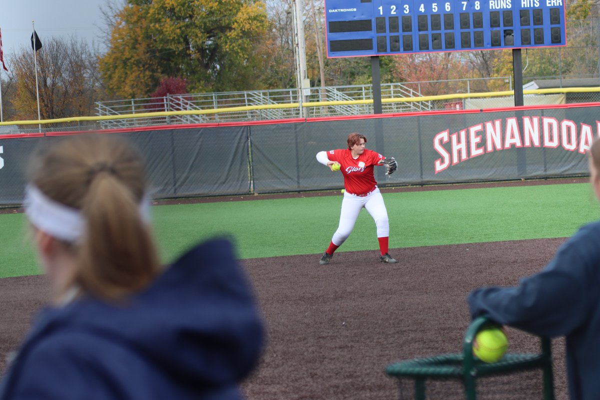 Had a great time yesterday at SU Hornet Softball Prospect Clinic. Thank you to Coach Allen, all the asst. Coaches &amp; current players for making me feel welcome I learned so much &amp;cannot wait for another SU camp <a href="/GloryVaEllis/">VA Glory Ellis</a> <a href="/VAGloryFP/">VA Glory Fastpitch</a> <a href="/SUHornetsSB/">Shenandoah University Softball</a> @CoachRCarkhuff <a href="/ChampeSoftball/">ChampeSoftball</a>