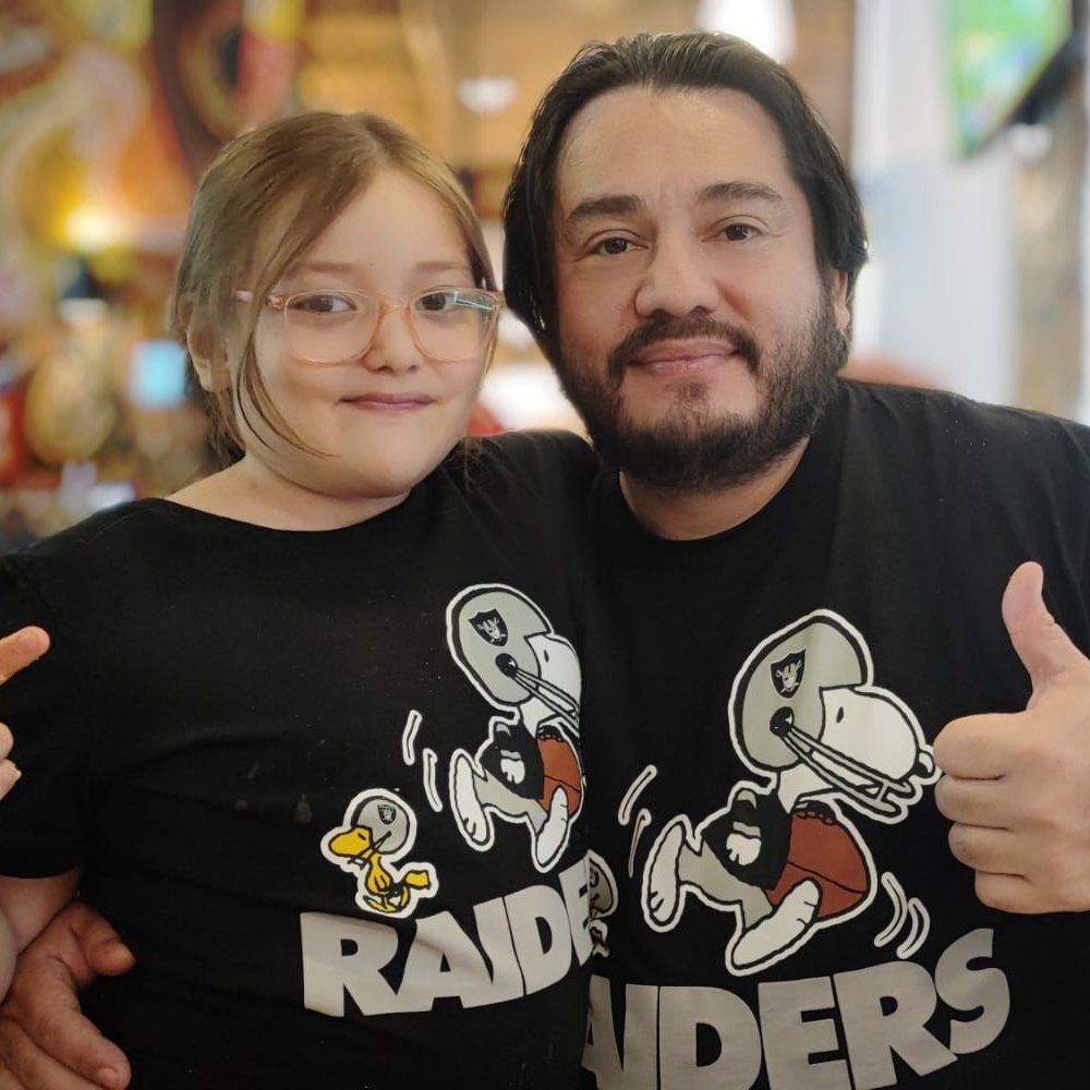acluis's tweet photo. Listos para el #MNFxESPN en la mejor señal y la mejor narración. Saludos a Kiki de Tuxtla Gutiérrez!
@ESPNmx
#NFLxESPN https://t.co/JYqpuuEY6N