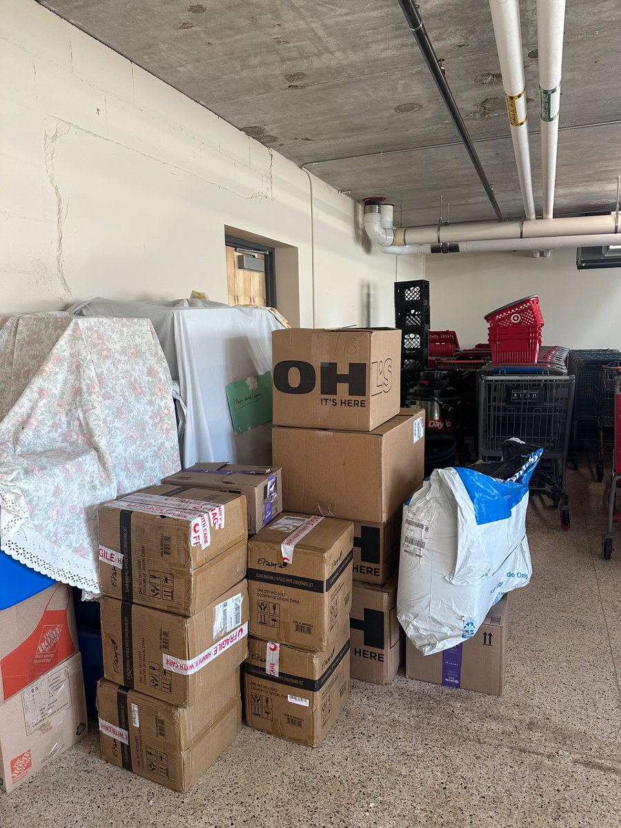 Dark Clouds Silver Lining tweet media