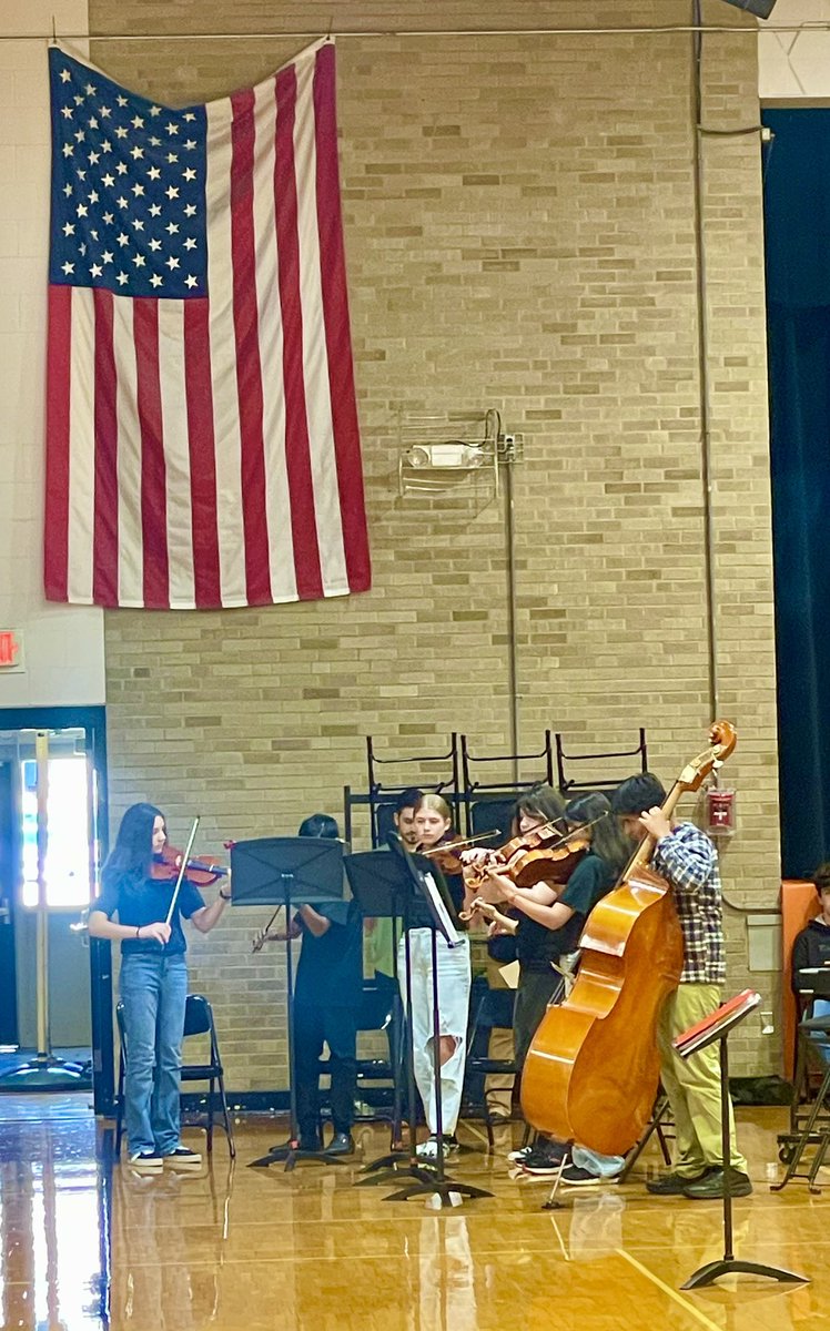 ChiddixJHS's tweet photo. We extend our deepest gratitude to our Veterans today &amp; every day for their unwavering service to our nation. Special recognition is due to our students &amp; social studies department for organizing a profoundly moving &amp; inspiring assembly this morning. #BEaCHARGER #unit5pride https://t.co/R8eEcae2ZF
