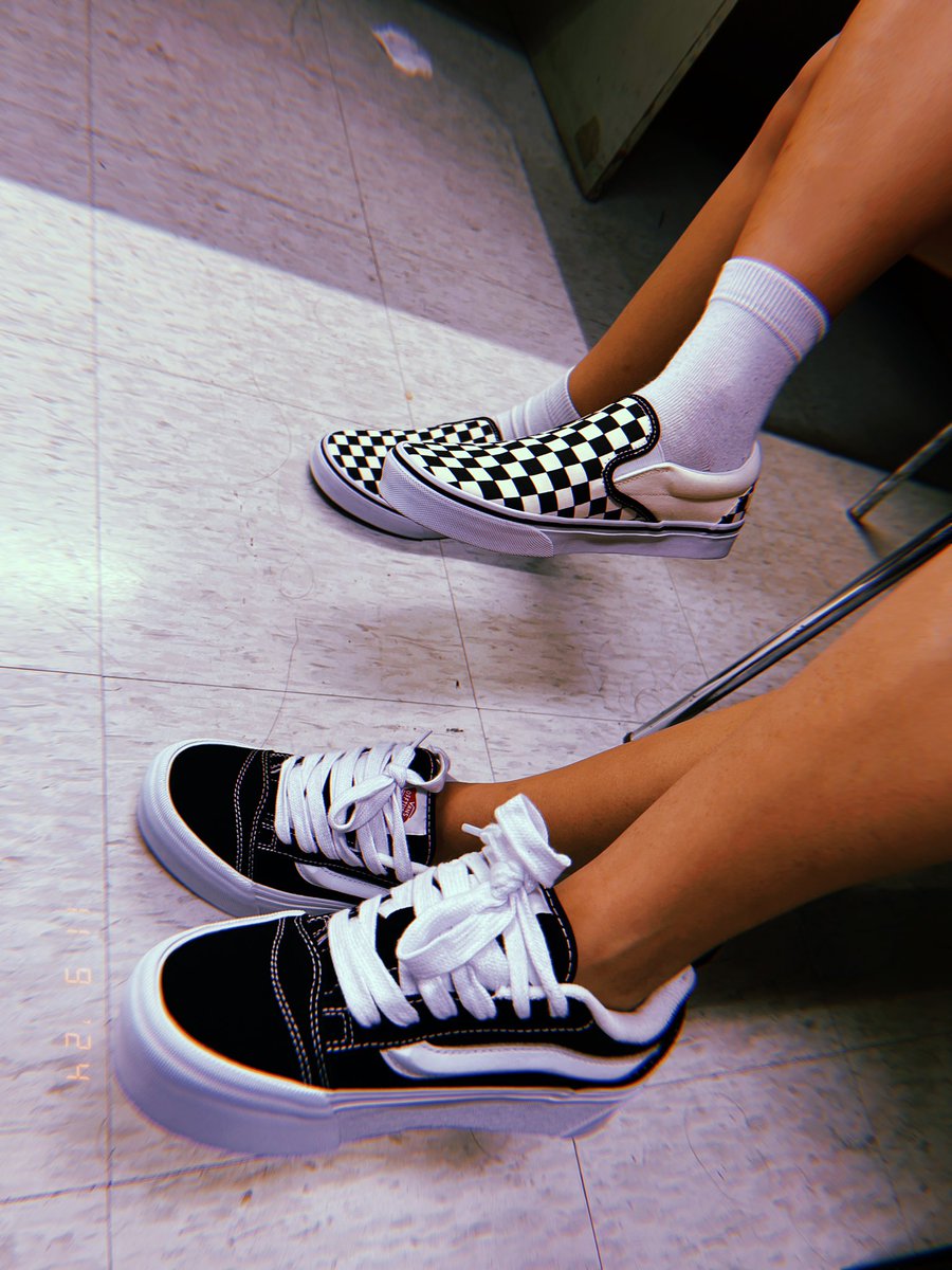 VanMercadoNew's tweet photo. Hahaha! Jenn and Nyckole sa taas, Rain at Kolette sa baba.. 😆🏁 @Vans @VansPhilippines https://t.co/S2GK9NU0CE