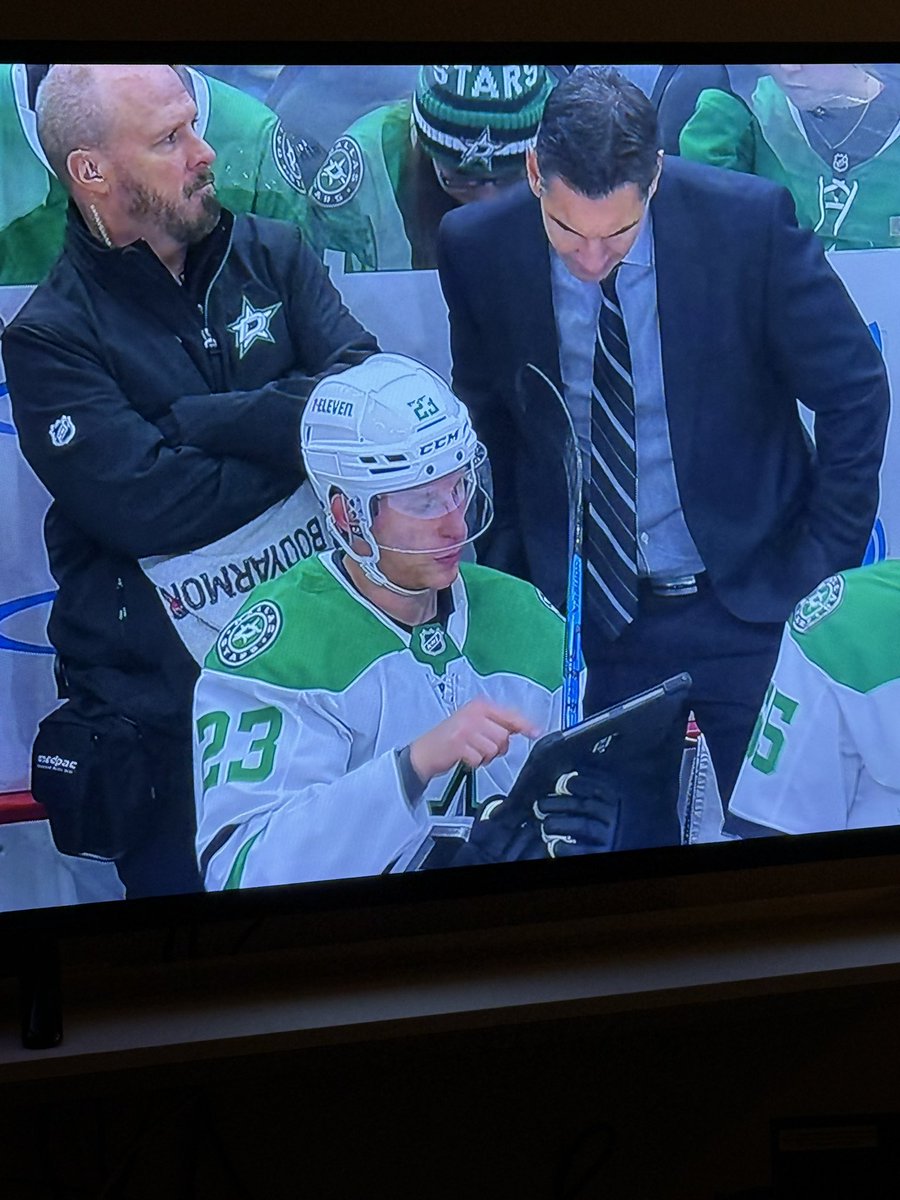 esa: look at my son miro! he has two goals! 
stars coach: yeah esa i saw