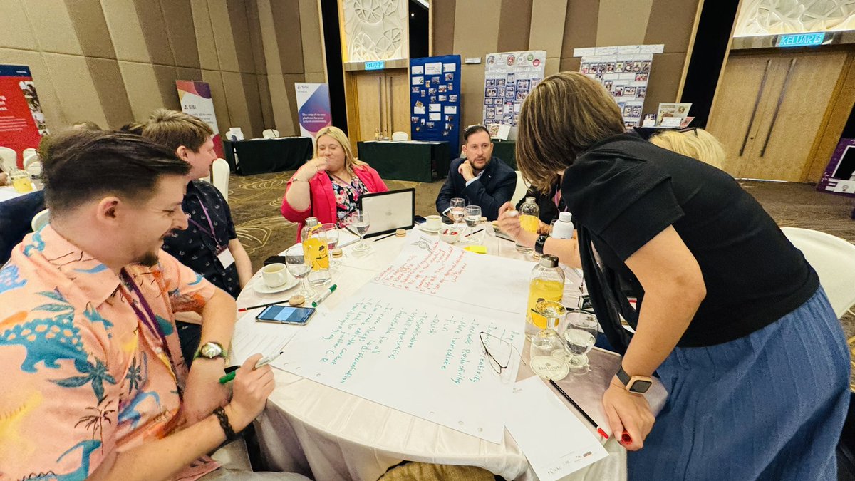 Vicky Heng (@vickyyhengg) on Twitter photo Thoroughly enjoyed the 1st day of #ICC24! Super grateful to <a href="/BoeyEvelyn/">Evelyn Boey@work</a> for connecting me with this fantastic opportunity. So much networking, learning & inspiration today! Excited for what’s to come! #ICC24 <a href="/IC_Association/">International Curriculum Association</a> Thoroughly enjoyed the 1st day of #ICC24! Super grateful to <a href="/BoeyEvelyn/">Evelyn Boey@work</a> for connecting me with this fantastic opportunity. So much networking, learning & inspiration today! Excited for what’s to come! #ICC24 <a href="/IC_Association/">International Curriculum Association</a>