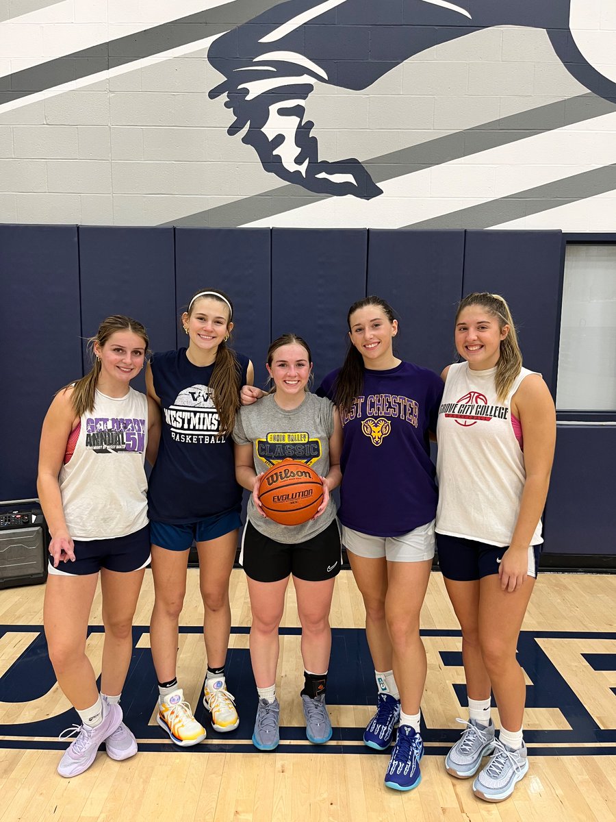These 5 seniors just completed their last open gym as a HS baller.  (That was quick)

They’re eager to lead us to unprecedented places this season!!

Let’s go!

<a href="/Sydpatterson1/">Sydney Patterson</a> <a href="/Caseyclouse34/">Casey</a> 
<a href="/averymaier31/">Avery Maier</a> 
<a href="/AmeliaMichae2/">Amelia McMichael</a> 
<a href="/BooherCameryn/">Cameryn Booher</a>