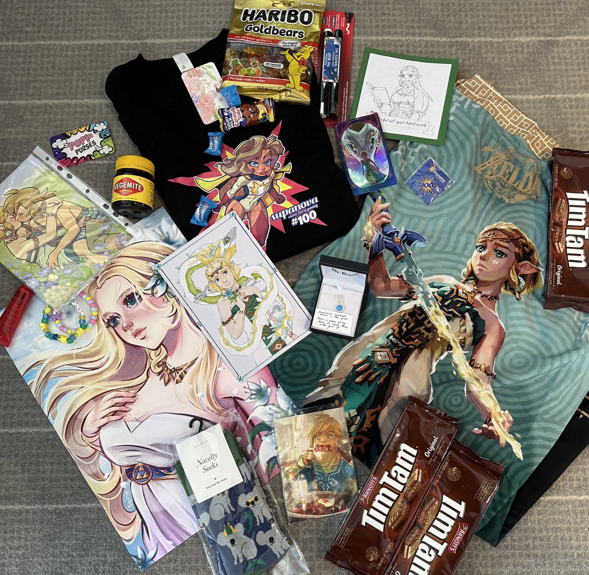 Patricia Summersett (@summersett_) on Twitter photo Thank you kindly for the wonderful gifts, stories and smiles during the 99th and 100th <a href="/SupanovaExpo/">Supanova Comic Con & Gaming 💥</a> conventions in Brisbane and Adelaide. First time in Australia. Not the last.
Tim Tam slams unite! 🍫☕️ Thank you kindly for the wonderful gifts, stories and smiles during the 99th and 100th <a href="/SupanovaExpo/">Supanova Comic Con & Gaming 💥</a> conventions in Brisbane and Adelaide. First time in Australia. Not the last.
Tim Tam slams unite! 🍫☕️