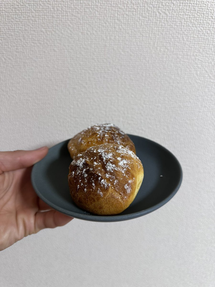 シュークリームチャレンジ🧐
第一回目👀
膨らみが足りない😔