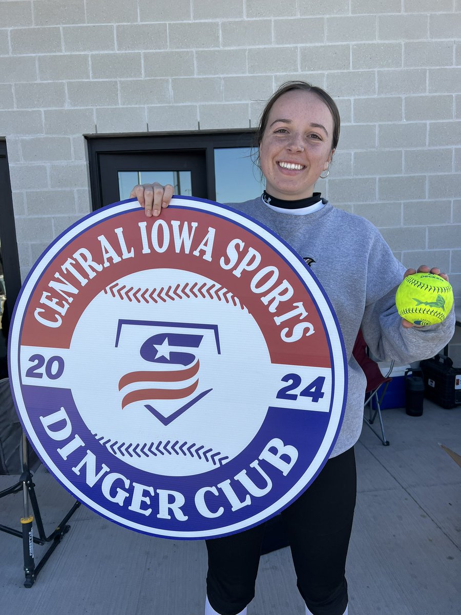Santanna_Heise's tweet photo. Had a blast at my last fall tournament with Midwest Speed 18u Wigley: 5-0 on the weekend! Hit .672 on the tournament with 2HRs, player 1B,3B and OF, I was also awarded MVP in game 2.   Can’t wait til we all get to play together again!   #rolllllspeed. https://t.co/zw8YWF7g7t