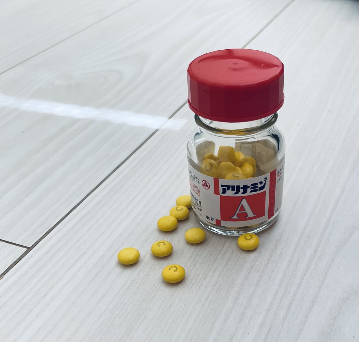 alieninsect's tweet image. Fursultiamine was developed in Japan as a treatment for thiamine deficiency...

However, unlike thiamine, it readily crosses the blood brain barrier to promote neural glucose metabolism, and is an excellent, clean, psychostimulant and brain de-fogger...

Highly recommended...