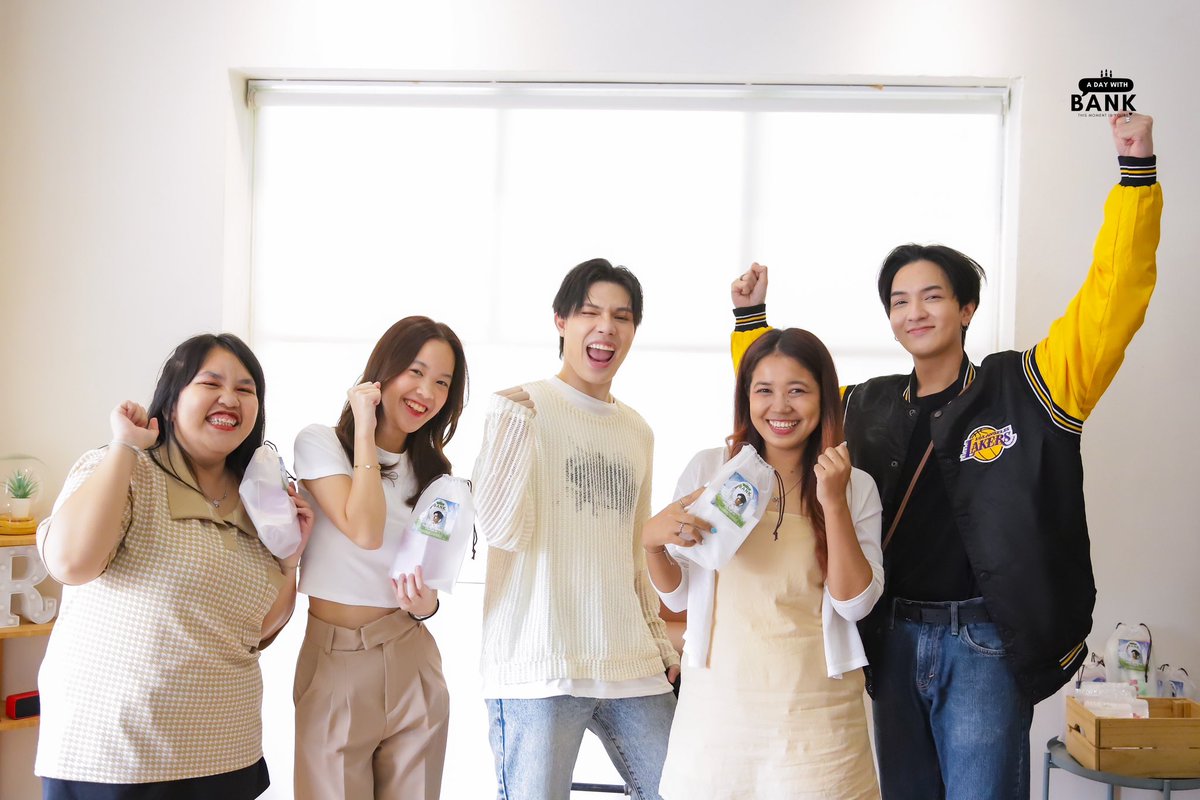 BankThanathipTH's tweet photo. ภาพบรรยากาศในงาน A Day With BANK
#ADayWithBank
#BANKthanathip https://t.co/XObCqCvnMt