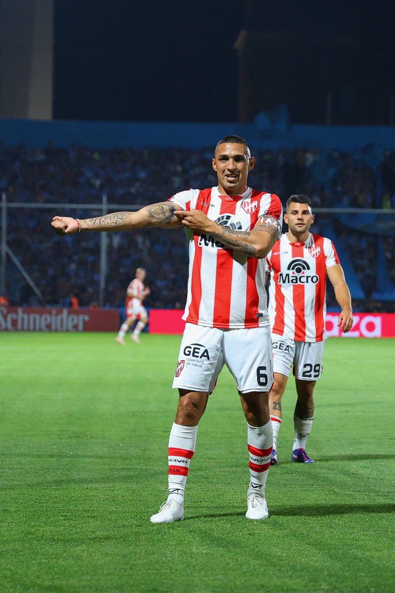 Pídanle perdón a él, y váyanse todos