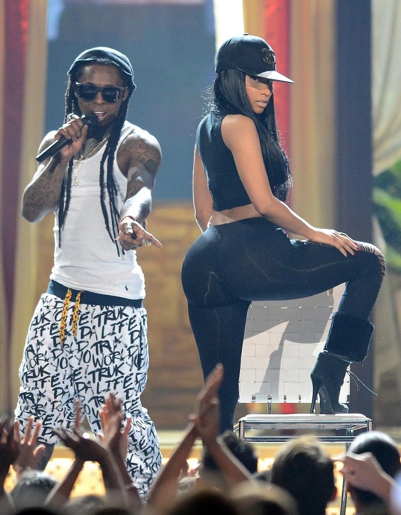 MINAJMEETDAWOO's tweet photo. nicki minaj (2013). https://t.co/aNoOviLUag