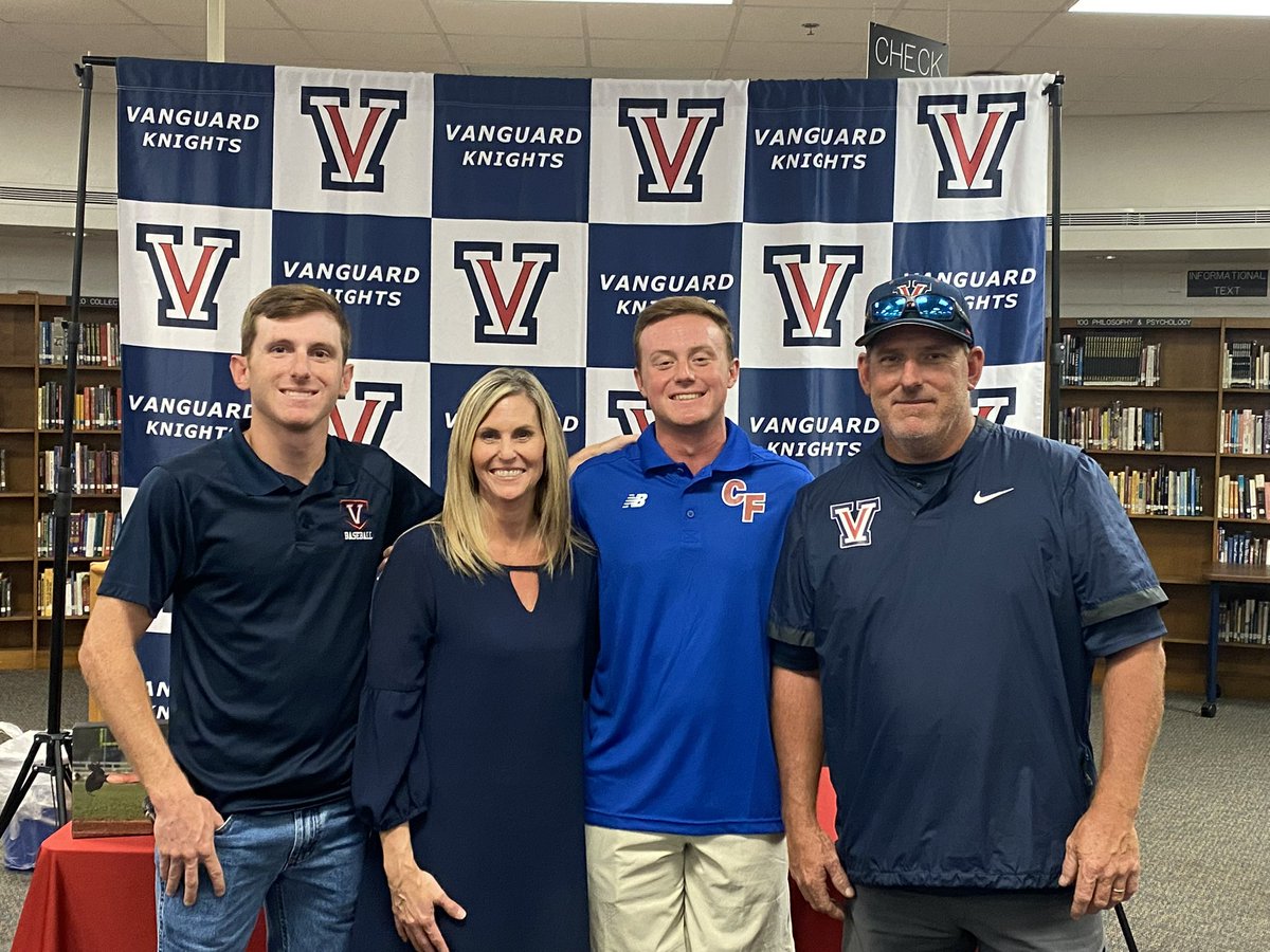Clayton antonucci (@ctantonucci2025) on Twitter photo Made it official 💙♥️ Made it official 💙♥️