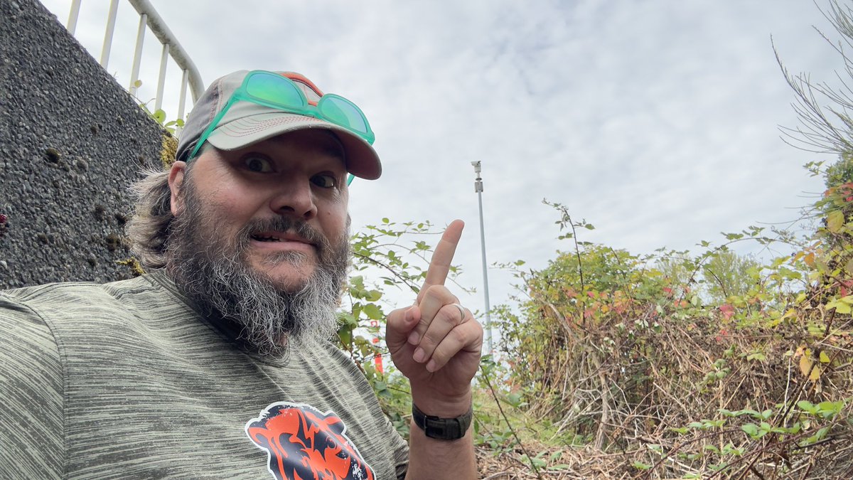 3CharlesWatkins's tweet photo. @USGeocaching I found one in Seattle earlier this year. I think that’s the only one I have found this year. But my webcam count is up at 46 so far so getting harder to find them without extensive travel. #pathfinder33 https://t.co/181BCwgrig