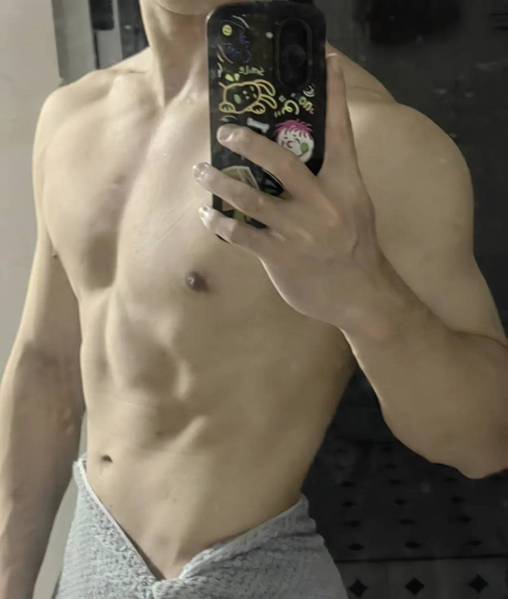 yang15438683's tweet photo. 长沙🈶玩3的女孩子吗？
2男一女 男的是双 做前检测 可以的滴滴 https://t.co/gwUzS08aqq