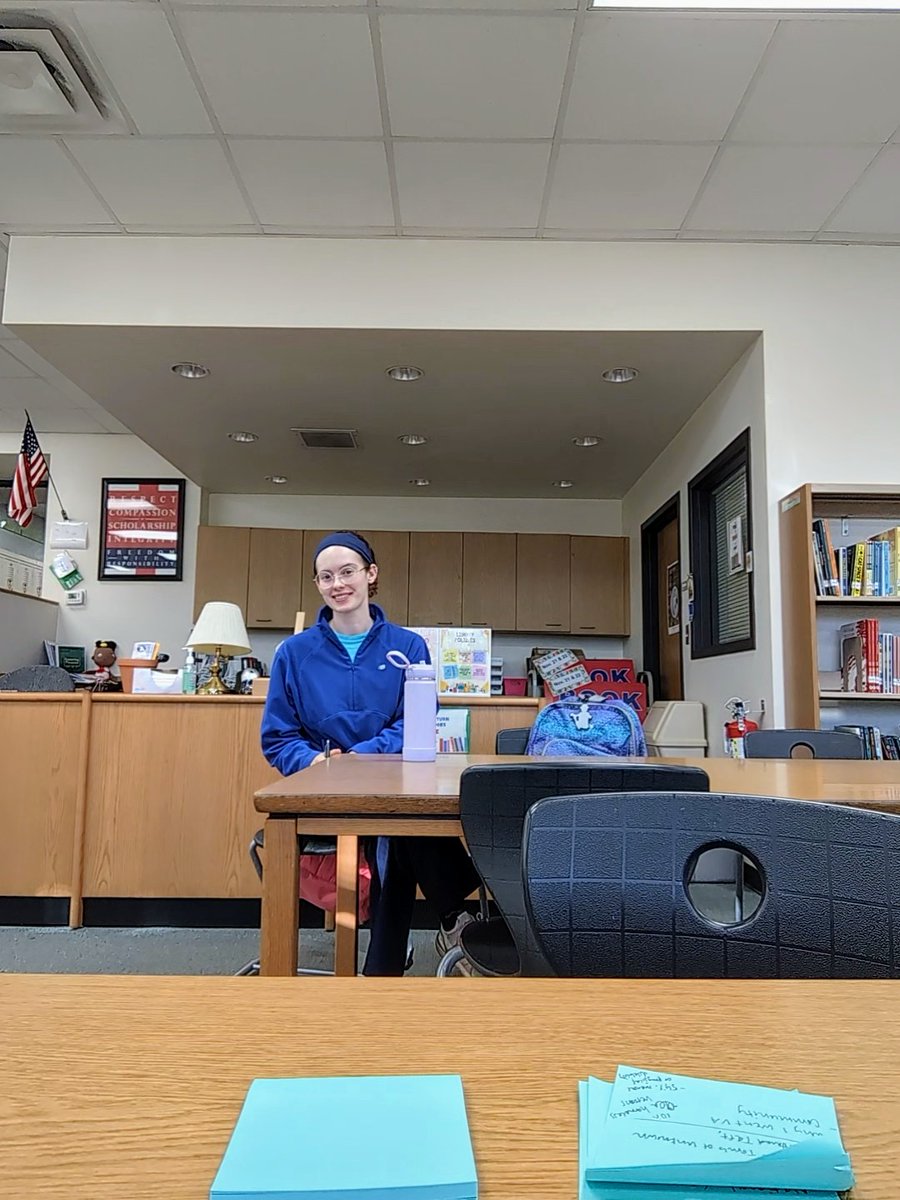 gkcshp's tweet image. Happy Veterans Day from #gkcshp community outreach! Thank you Carli for spending the day with local girl scout troops presenting on the importance of Veterans Day and the VA 💪🇺🇲 ❤️ 🤍 💙#mhsp