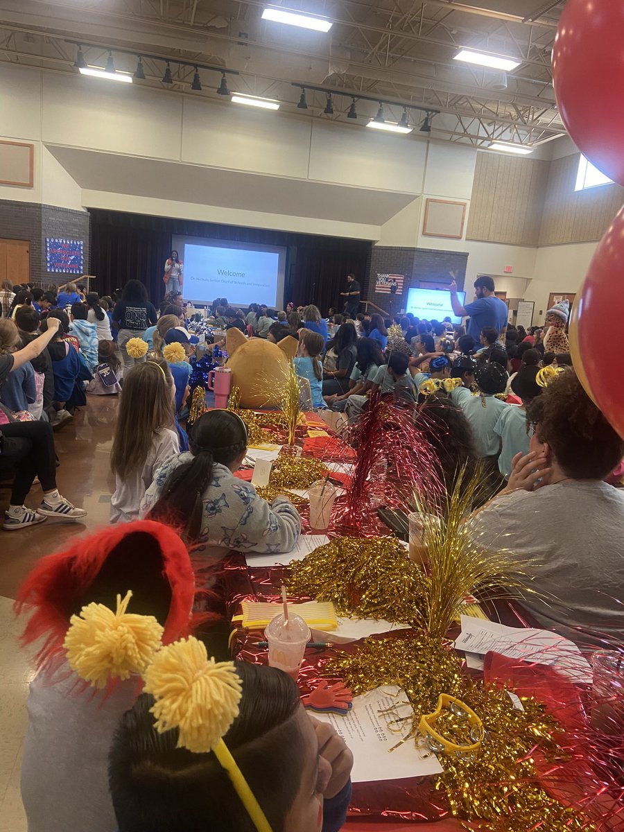 Our <a href="/RobertsonElem/">Vic Robertson Elementary</a> Student Council crew had a phenomenal time at the <a href="/RoundRockISD/">Round Rock ISD</a> Leadership Summit! They showed up ready to learn &amp; brought the school spirit. Way to go, team! <a href="/Enrich_RRISD/">RRISD Enrichment</a> ❤️💛♥️💛