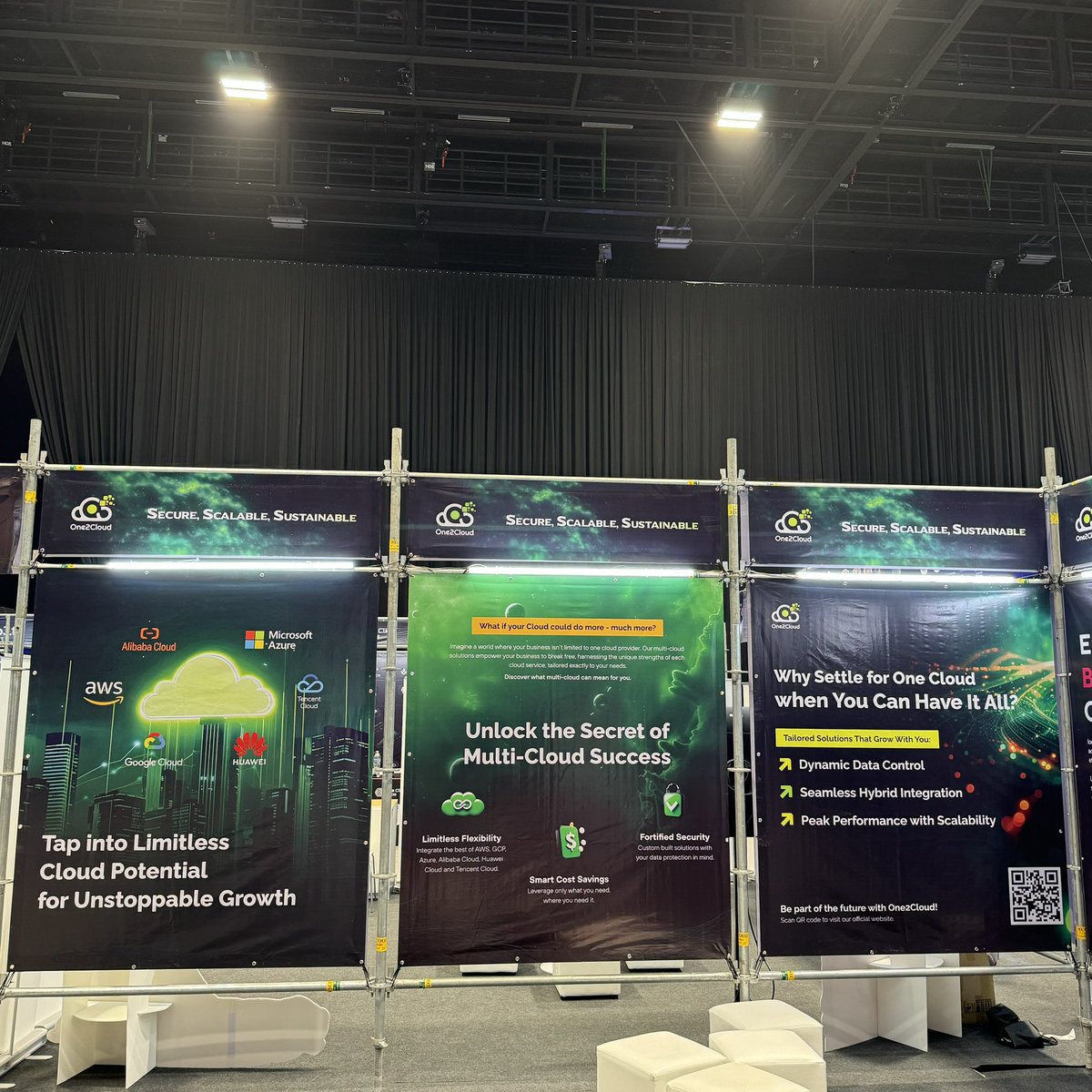One2Cloud's tweet photo. 💡 Final Day at @WOWsummitWorld! There’s still time to stop by &amp; discover how #One2Cloud’s comprehensive multi-cloud solutions can empower your business. 🚀 We’re at Booth P6 at UOB LIVE—let’s talk about the latest in #AI, #cloud innovation, and #Web3. https://t.co/v6TinLn8gQ