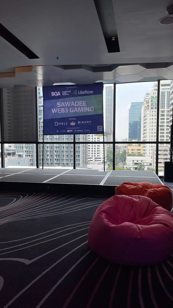 ddropsworld's tweet image. New day, new event, and new treasures to open with @BGameAlliance and @Liteflowcom here in Bangkok! 🇹🇭
#BGA #Bangkok #liteflow #treasurehunt #devcon2024 #devcon #thailand #blockchain #gaming