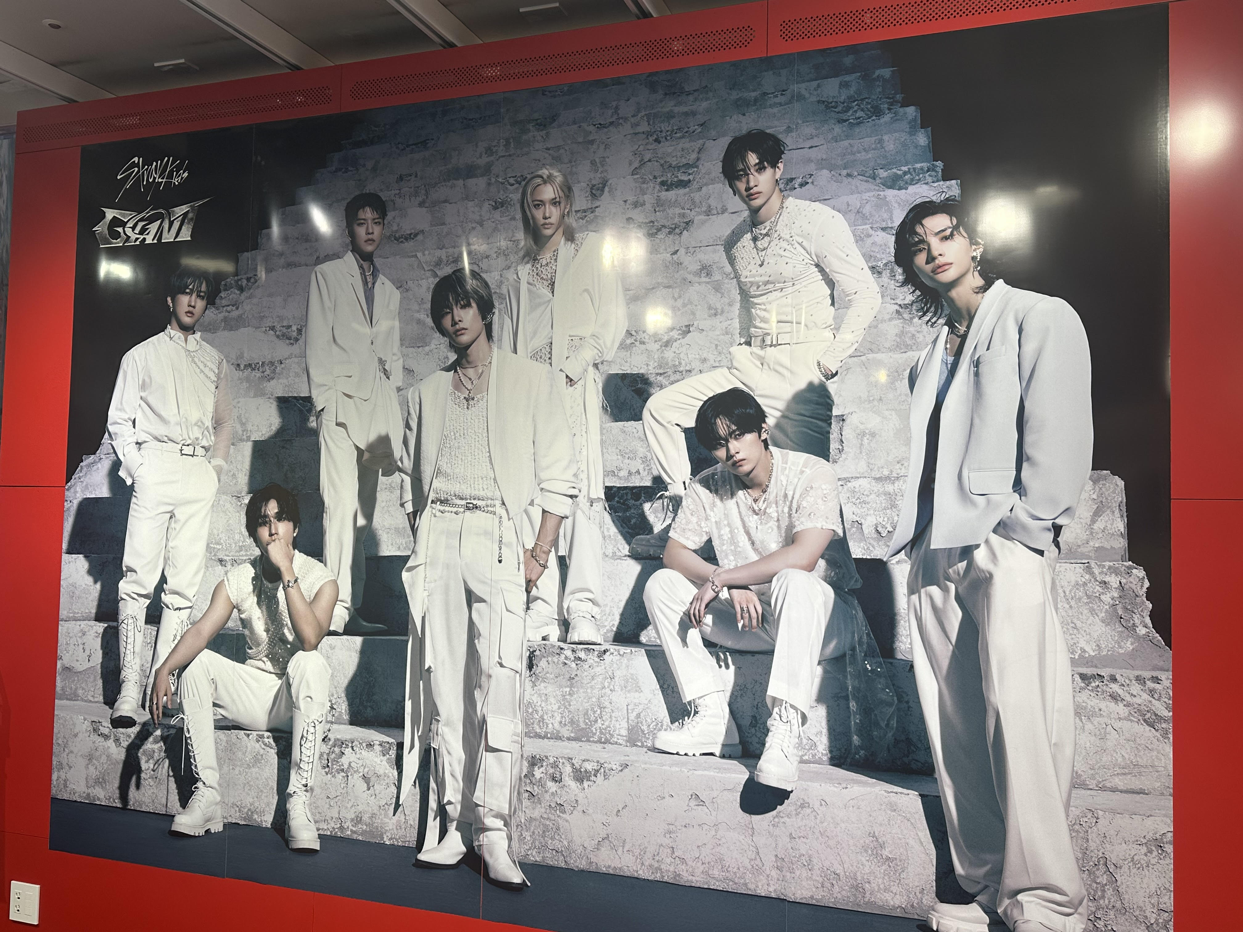 Stray Kids】JAPAN 3rd Mini Album 『Hollow』発売を記念して