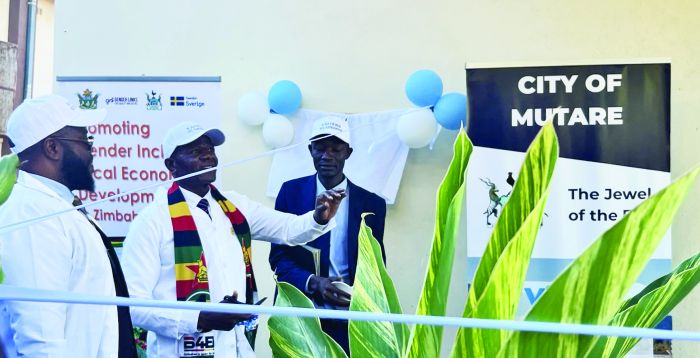 GenderLinks's tweet photo. Zim: GL to host the national #V&C Zimbabwe Summit
view full story @ https://t.co/kgUrTPHQpY
#VoiceAndChoiceZimbabwe #VoiceForChange #ZimEvents #ChoiceMatters https://t.co/GwcLEgtezx