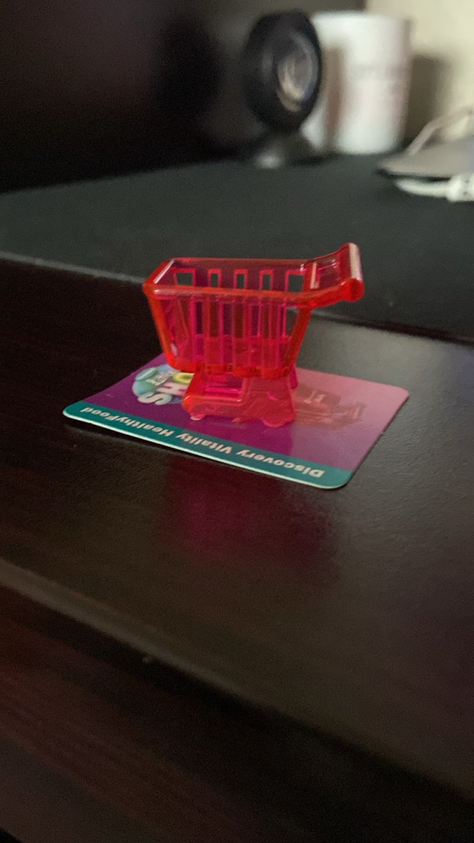 Discerning Diva tweet media