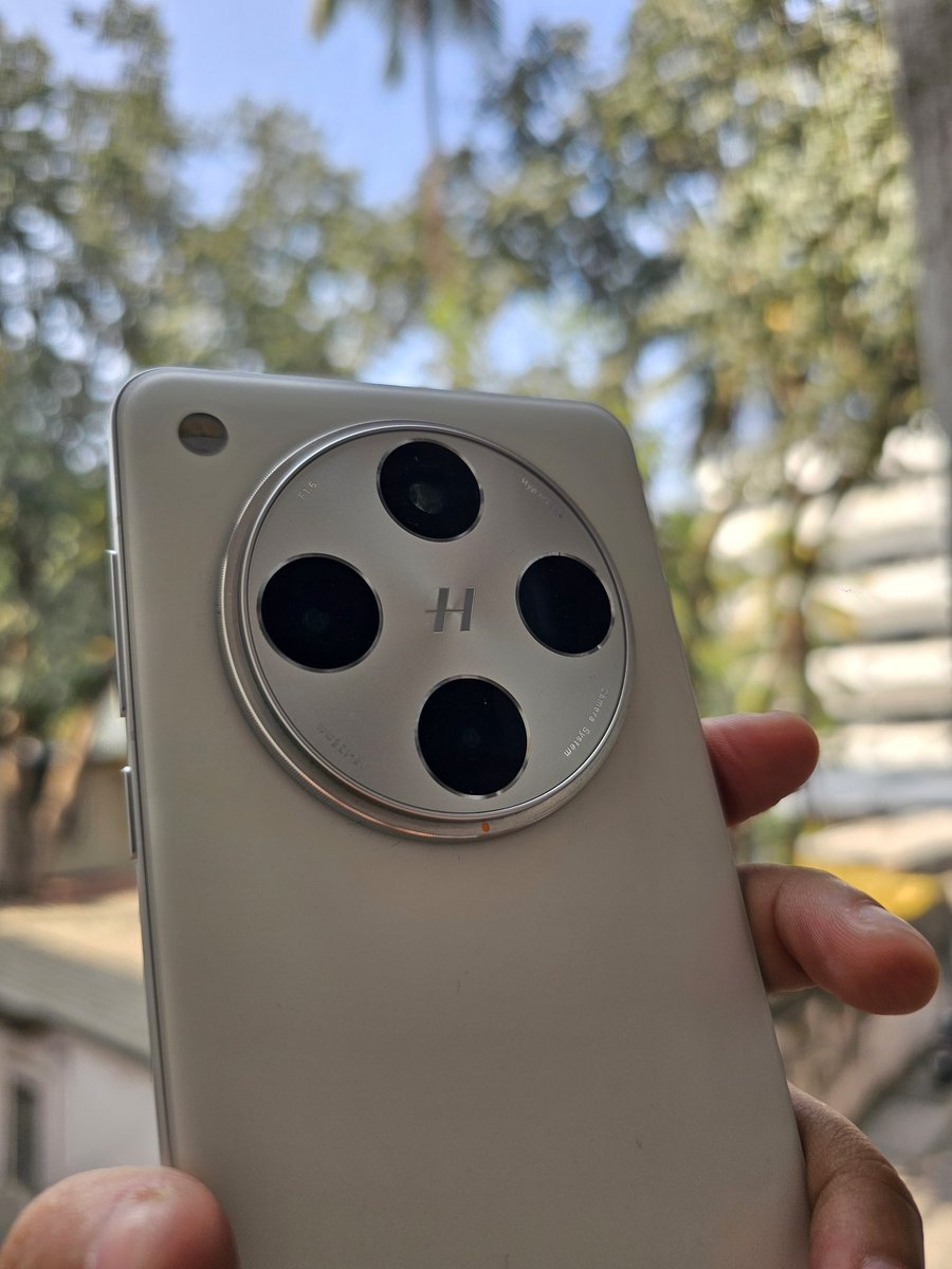 The #OPPOFindX8Pro is coming to India on November 21 with ColorOS 15. Thoughts about the design?