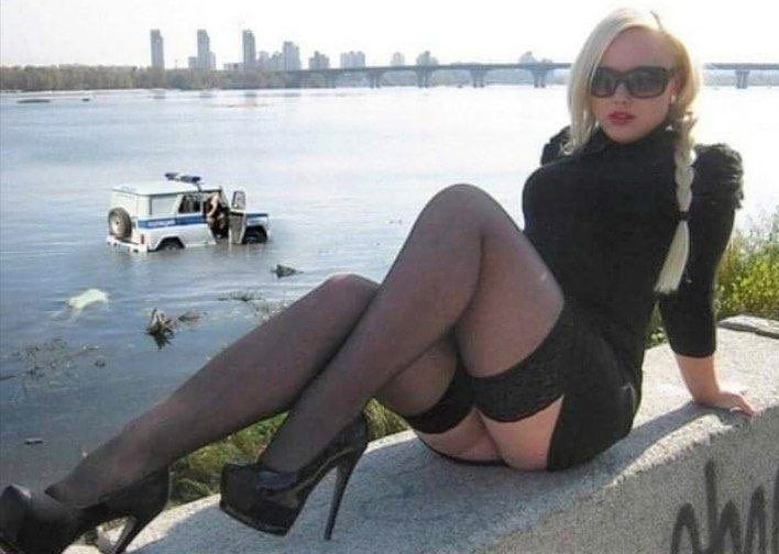 Et personne ne se demande comment les flics sont arrivés là ?