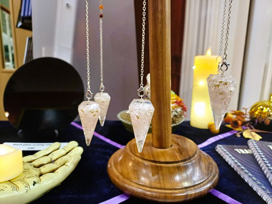 Bad Witch tweet media