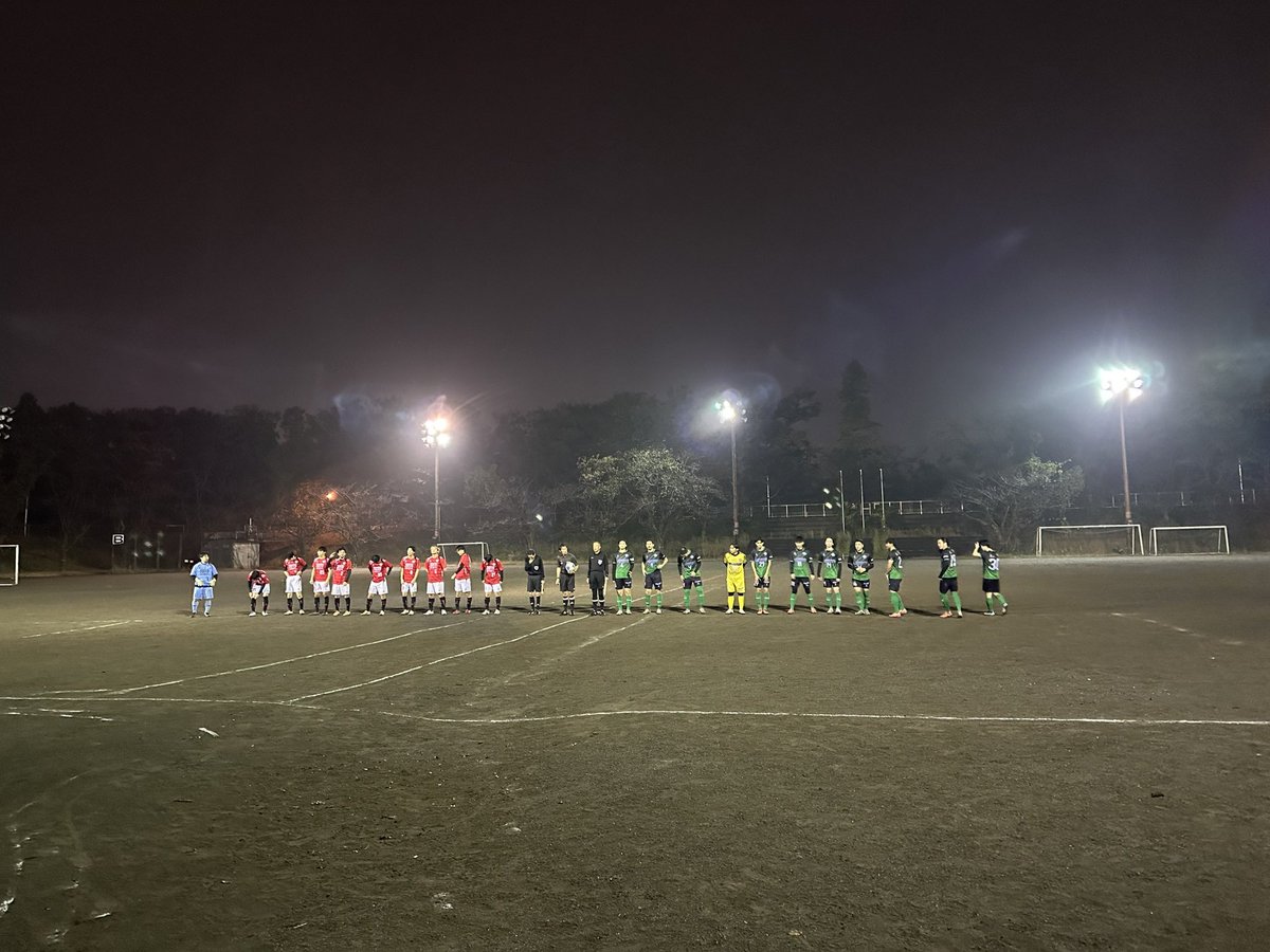 YKFC_'s tweet photo. 11月10日(日)
県リーグ第5節
🆚相東ユナイテッドFC
1-0/1-0 計2-0
得点/佃、OG
雨の中の慣れないクレーのグラウンドで
しっかり勝ち切ることが出来ました。
対戦して頂いた相東ユナイテッドFC様
ありがとうございました!
#YKFC
#神奈川県社会人リーグ https://t.co/Rcls4YcUB9