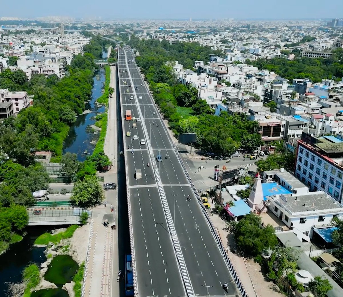 List of Flyovers and Underpasses Constructed during <a href="/ArvindKejriwal/">Arvind Kejriwal</a> Govt Second Term(2020-2025) at:

🔸Shastri Park 
🔹Seelampur
🔸Sarai Kale Khan
🔹Ashram DND Extension 
🔸Moti Nagar Flyover
🔹Anand Vihar Elevated Road
🔸Ashram Underpass
🔹Benito Juarez Underpass