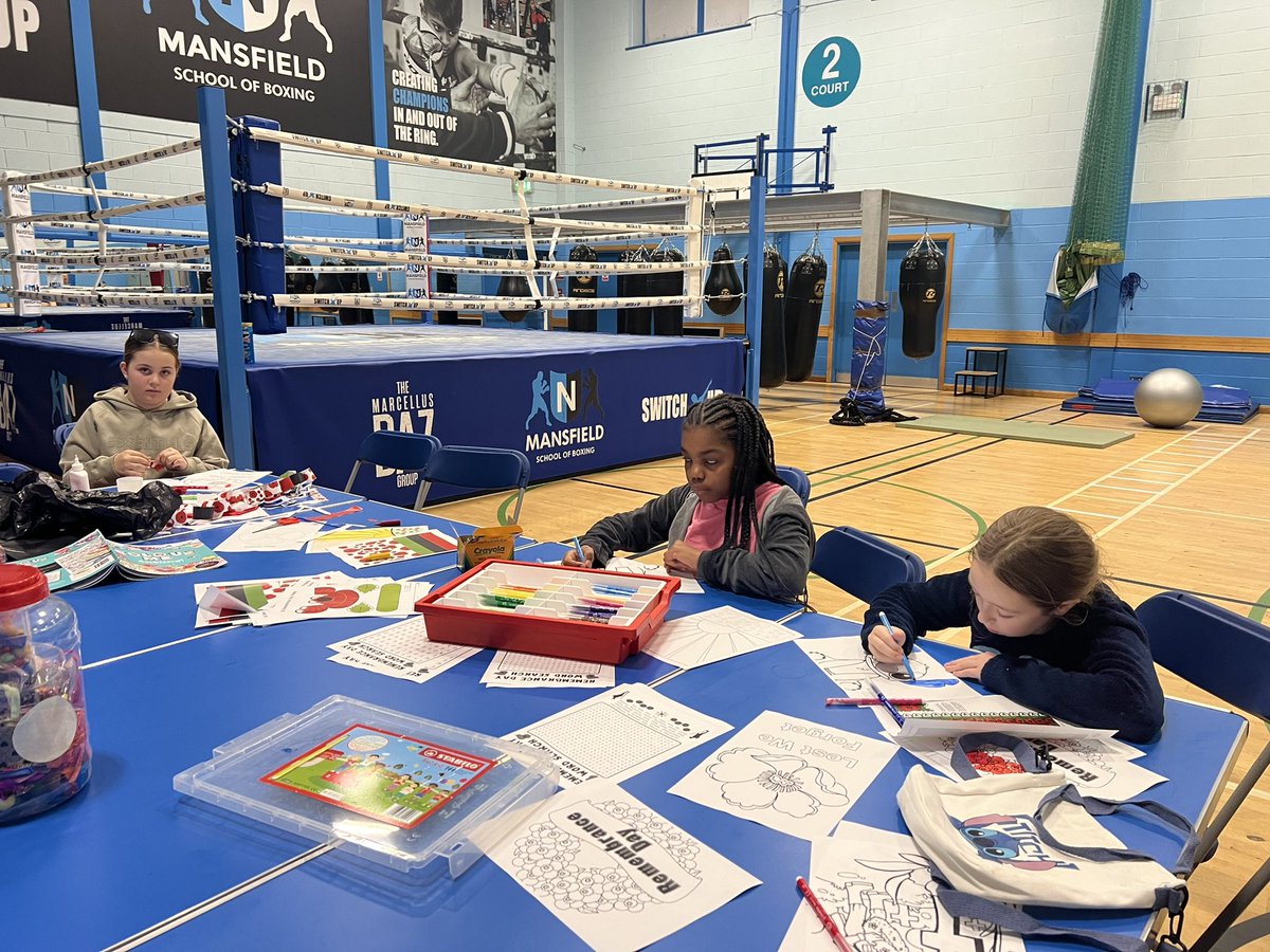 SwitchUpNotts's tweet photo. We’re proud of the incredible progress our #GirlsProject is making. Through mentorship, creative workshops, and skill-building, this initiative is empowering young girls to build confidence, #resilience, and #leadership skills. Every session is a step toward a brighter future! 🌟 https://t.co/fTq1s5ReQg