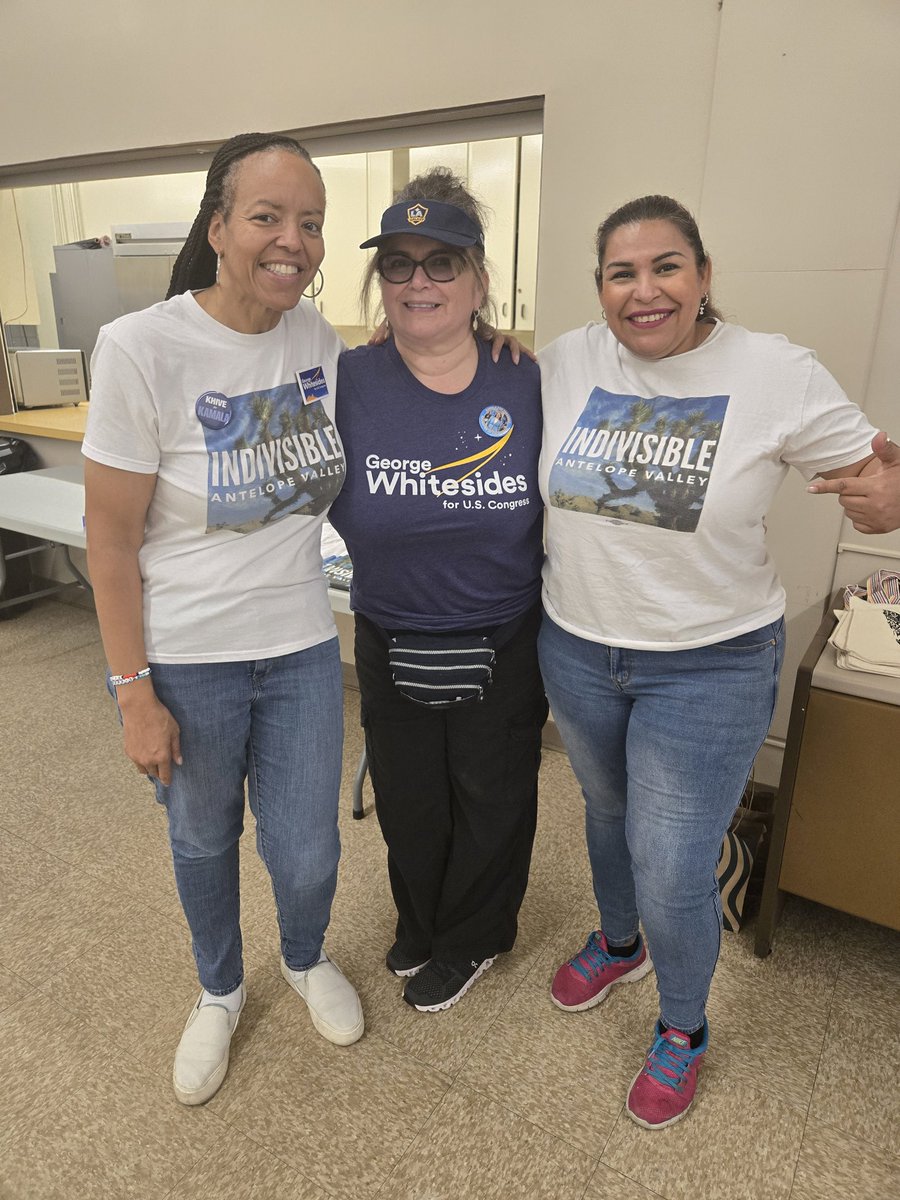 Indivisible Antelope Valley (@indivisibleav) on Twitter photo Congratulations to George and all of #TeamWhitesides for your win! We appreciate your dedication to the Antelope Valley!
Thank you to <a href="/Leahgreenb/">Leah Greenberg ❌👑</a>, <a href="/ezralevin/">Ezra Levin</a> and the whole <a href="/IndivisibleTeam/">Indivisible Guide ❌👑</a> for your support in helping us flip #CA27 back to blue! Congratulations to George and all of #TeamWhitesides for your win! We appreciate your dedication to the Antelope Valley!
Thank you to <a href="/Leahgreenb/">Leah Greenberg ❌👑</a>, <a href="/ezralevin/">Ezra Levin</a> and the whole <a href="/IndivisibleTeam/">Indivisible Guide ❌👑</a> for your support in helping us flip #CA27 back to blue!