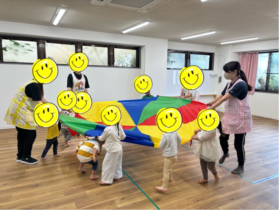 niconicohoiku's tweet photo. 運動会まであと10日‼️
集大成で運動会の通し練習がんばりました☺️
ルールもしっかり理解してお友達と協力して競技ができるようになりました🏃‍♀️
最後に渡すメダル作りもお子様の笑顔のために頑張ります🎖️
鴻巣市　保育園
#保育園
#認可外保育園
#小規模保育園
#埼玉
#鴻巣
#鴻巣市
#北本
#北鴻巣市 https://t.co/hGu4z3i3Va