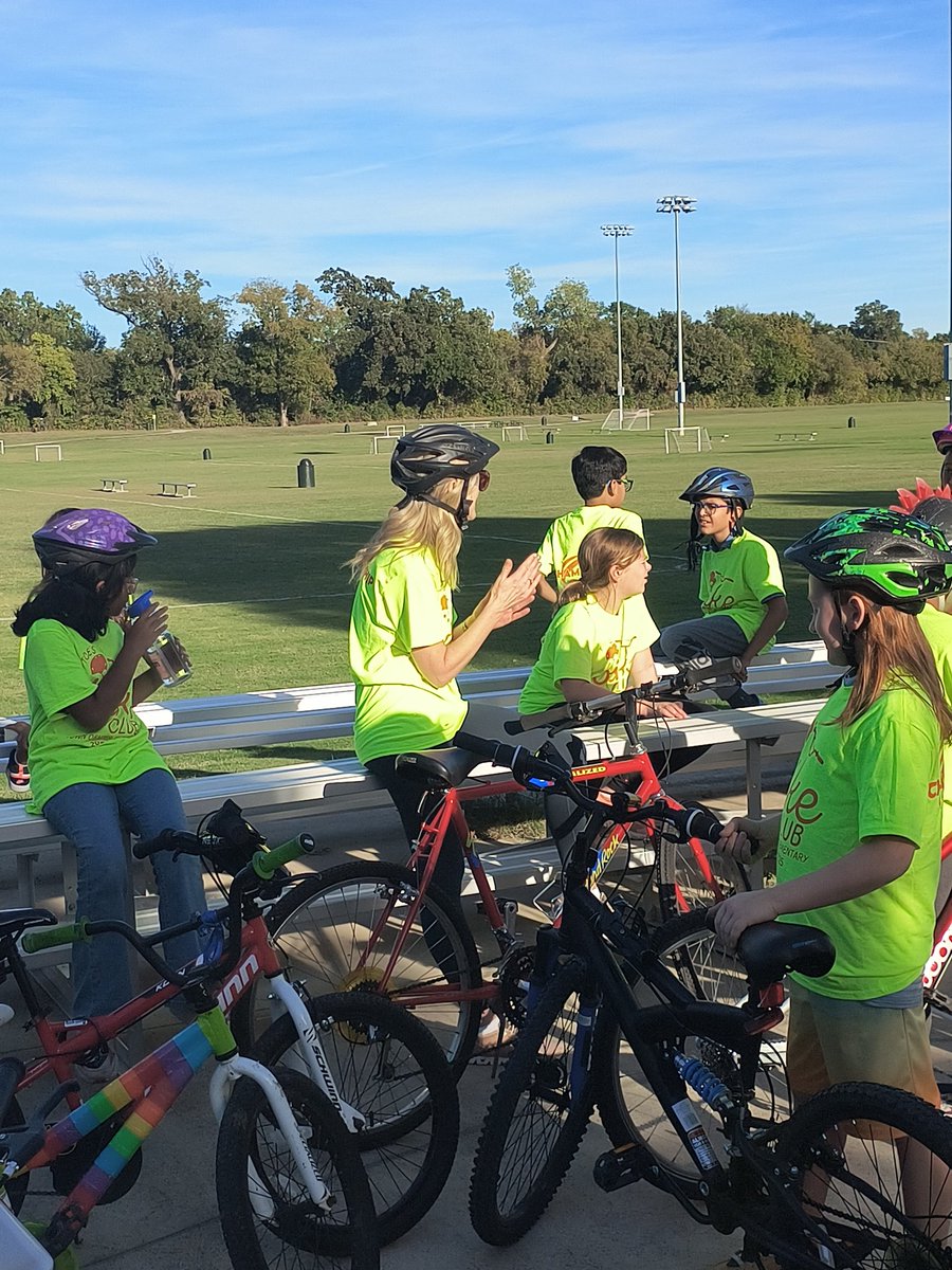 Ty Hayes tweet media