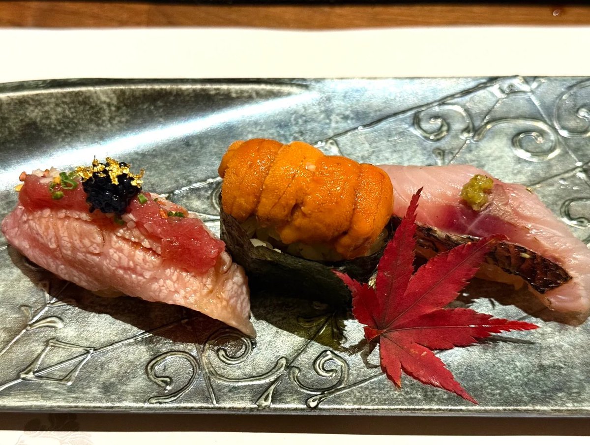 Bellannil's tweet photo. ランチはもちろん和食でおいしくいただきます😋😋 https://t.co/iVprnBxVyA