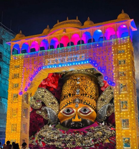 Dp_Songara9's tweet photo. "हारे का सहारा, बाबा खाटू श्याम हमारा"

शीश के दानी श्री खाटूश्याम जी के जन्मोत्सव की आप सभी को हार्दिक बधाई एवं शुभकामनाएं। https://t.co/cNvHZEe6ZI