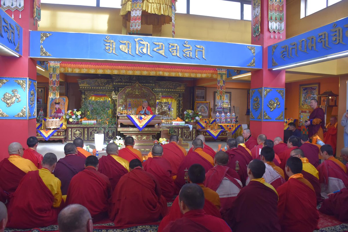 МБШТӨВ- ГАНДАНТЭГЧЭНЛИН ХИЙДИЙН ТЭРГҮҮН ИХ ХАМБА ЛАМ, ХАМБА НОМУН ХАН, ГЭВШ ЛХААРАМБА Д.ЖАВЗАНДОРЖ СОНГИНОХАЙРХАН ДҮҮРГИЙН БШТөв АМИРЛАХУЙН ДЭВА ХИЙДЭД АЙЛЧЛАВ.