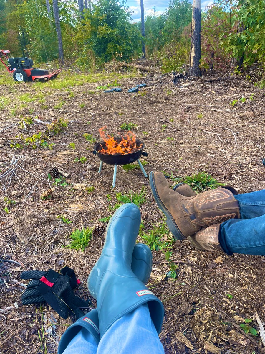 luvcarolineee's tweet photo. officially 29 and feeling ~mostly scared about our septic permit getting approved~ https://t.co/TaaEza00S4