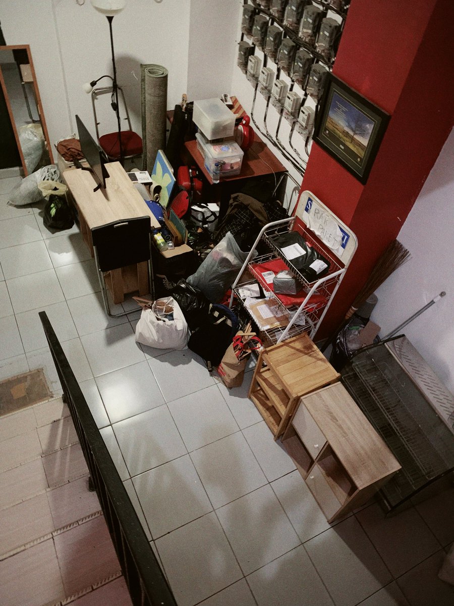 Arandhitio's tweet photo. moved after seven years of living in the hustle and bustle of Cikini ✨ https://t.co/qbuDWIv2ca