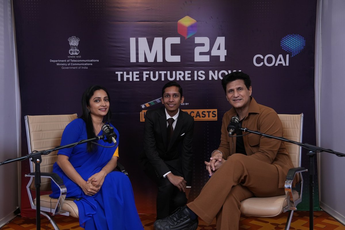 IndiaPodcasts's tweet image. @RajivMakhni in a candid #banter , off the cuff, @IndiaPodcasts @exploreIMC with @Anku1912 

#banker @ndtvvideos @PemmasaniOnX @Officejmscindia @ConnectCOAI @DoT_India @IMCAspire @reliancejio #techno #BTS #gadgetguru #ndtv @VaibhavLihala
