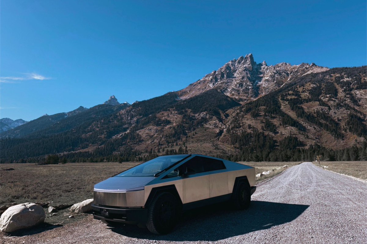 dezertflake's tweet photo. modern art @elonmusk 🤌🏼 https://t.co/IK2Hb7lheN