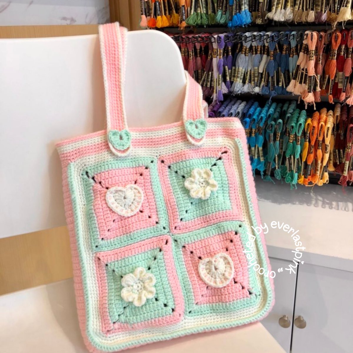 everlastpink's tweet photo. Halooo! Aku mau✨GIVEAWAY✨ karya rajutku untuk 2 pemenang!

How to join:
• RT tweet ini + pinned tweet di profileku
• Reply kalo udah
• Ga harus follow, tapi kalo mau mutualan boleh banget ☺️��

🎁 Totebag worth 400k dan makeup pouch worth 100k. All new ga pernah dipakai 🤩 https://t.co/K0vjbVMFXh