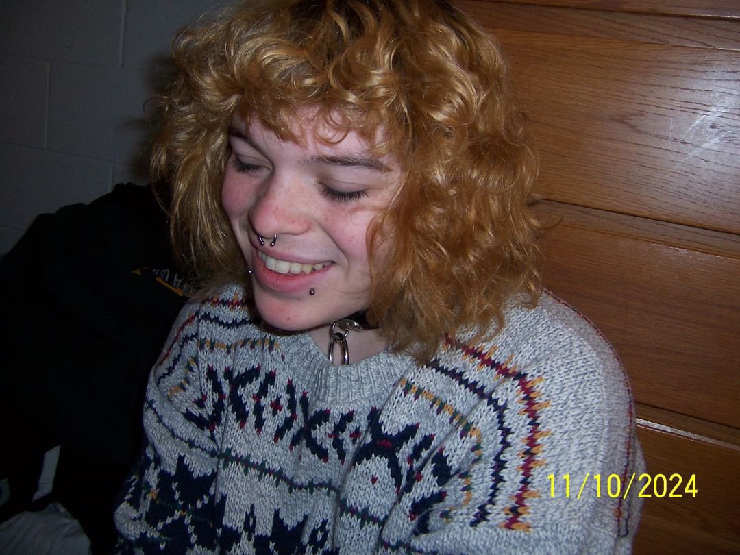 junefact's tweet image. i’m still around