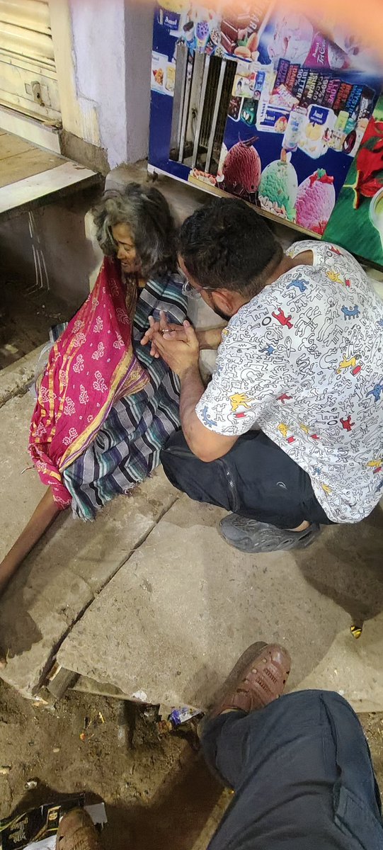 We found this lady  near Ganesh Bazar. She is neither telling about her details nor wanting to go to Hospital, neither taking food, drinks nor responding well. We try our best to treat her, kindly look at this matter. <a href="/districtadmndkl/">District Dhenkanal</a> <a href="/dhenkanalm_hud/">Dhenkanal Municipality</a> <a href="/Somesh_IAS/">Somesh Upadhyay, IAS</a> <a href="/Krushnach_Patra/">Krushna Chandra Patra</a>