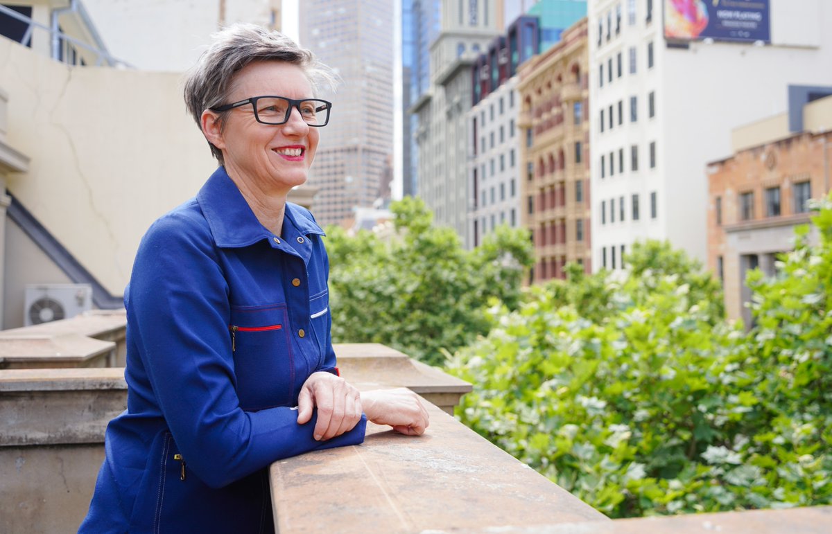 How does a "scrappy country kid" go on to become Melburnian of the Year?

Social entrepreneur Rebecca Scott OAM shares her journey and the lightbulb moment that started it all.

Read the full story on Melbourne News 👉 bit.ly/3YZbGrs

#MelbourneAwards