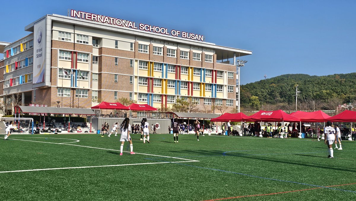 International School of Busan tweet media