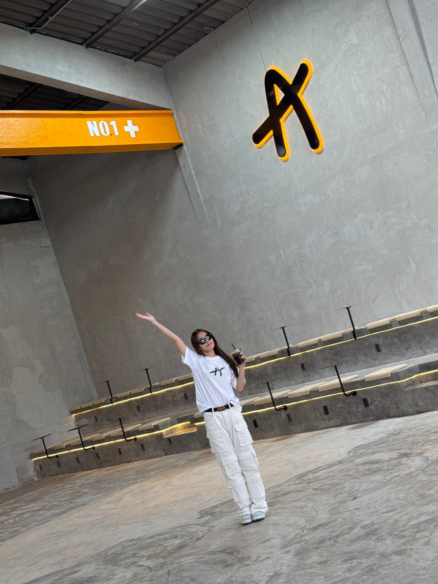 AndaAnunta's tweet image. Thank you for coming opening Anunta Cafe 
Thank you for always support me and my dreams . Thank you for being here . 
🩵🥤🙏🏻⛅️✨

OPENING ANUNTA CAFE
#อนันตาคาเฟ่
#anuntacafe
#andaanunta