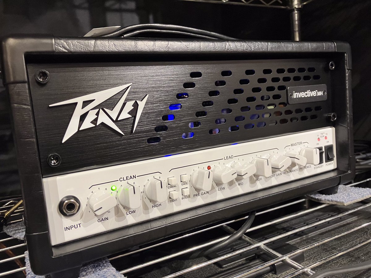 espcustomshop's tweet photo. #メタルコア大好き高橋 オススメアンプ!!
『PEAVEY invective MH』
個人的に、結構思い切ったEQにセッティングすると最高のChugサウンドになりますよ!
自宅からライブまで幅広く使用できるアンプです!
詳細・ご注文は↓
https://t.co/KYJW63mRVm
#Peavey #invective #エレキギター https://t.co/fjEn3a0tP0