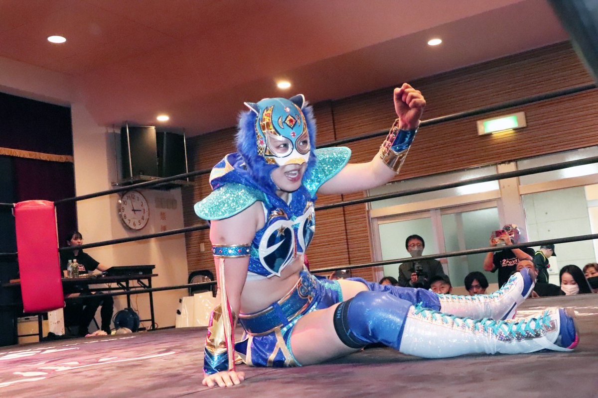2point5女子プロレス2周年興行！！
満員御礼！！大成功！！！！
ありがとうございましたm(__)m

永いようでものすごく一瞬だった2年間。
私はプロレスの魅力に魅せられ、
夢を貰い、感動を貰い、
新しい人生を貰いました。

そして、2024.11.10(日)
2年間、恐怖に打ち勝つため、